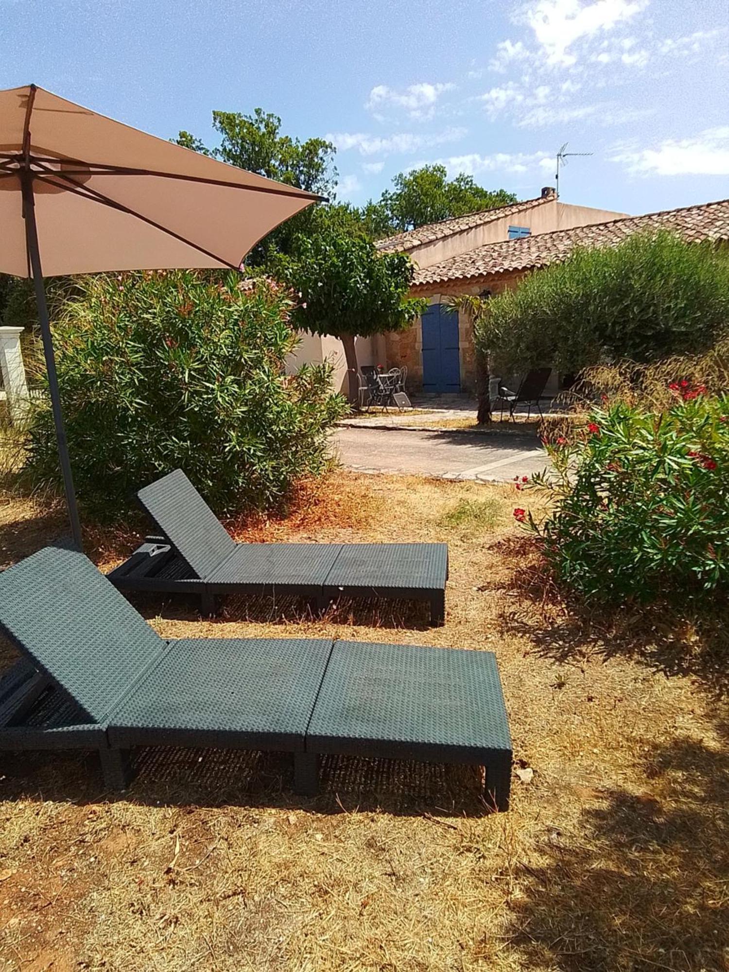 Cotignac Sejour Vacances Exterior photo